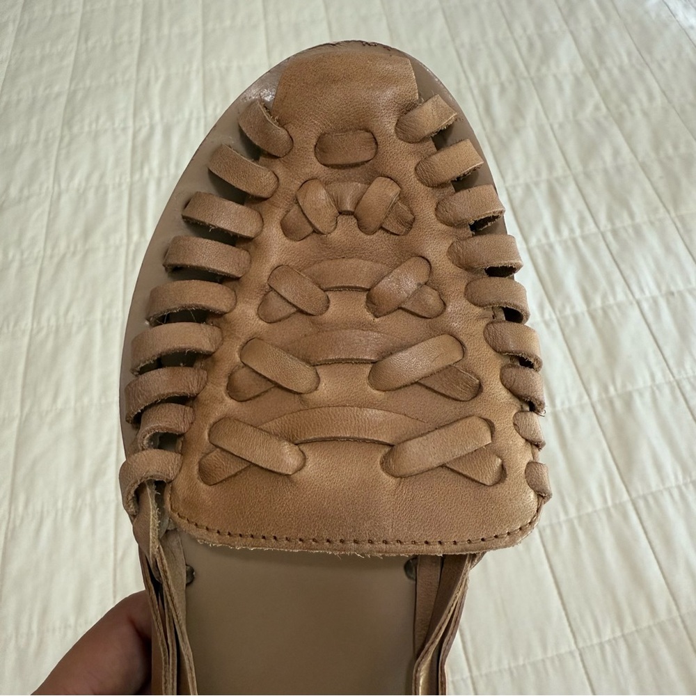 Nisolo Tan Leather Huarache Sandals - Picture 4 of 11